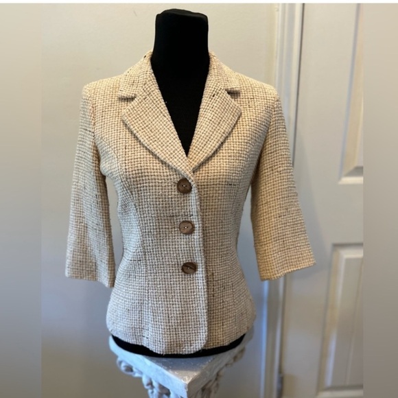 WHBM  3/4 Sleeve  Tweed Button-Up jacket 100% silk vntg - Picture 1 of 11
